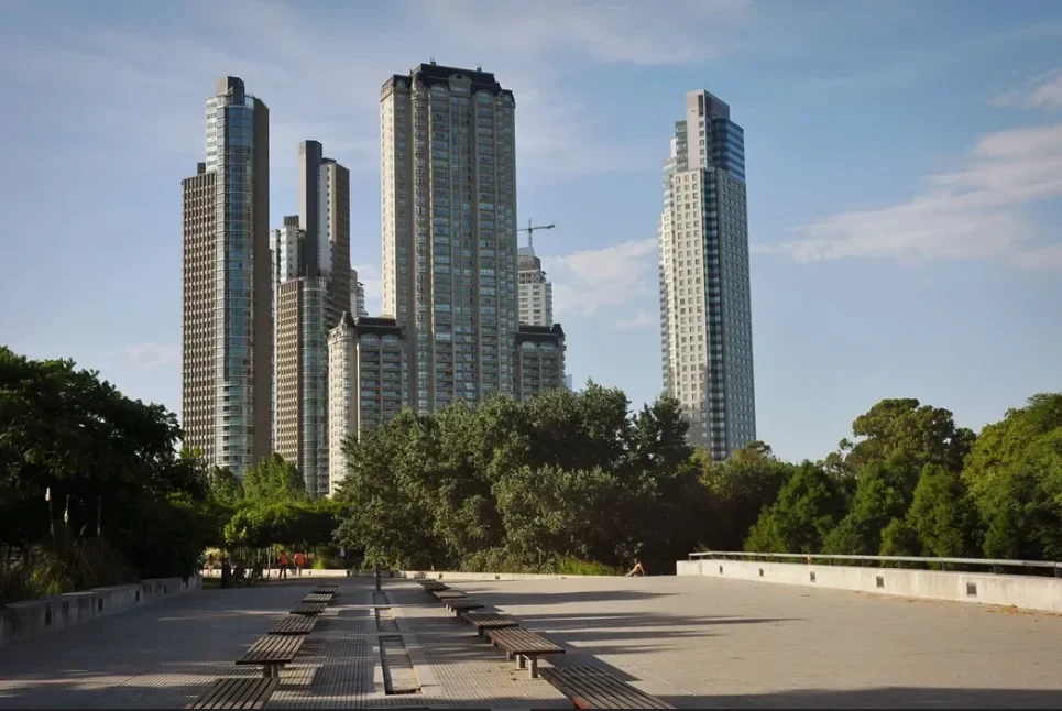 Actividad Walking Tour Puerto Madero: Historia, Arquitectura y Cerveza Artesanal